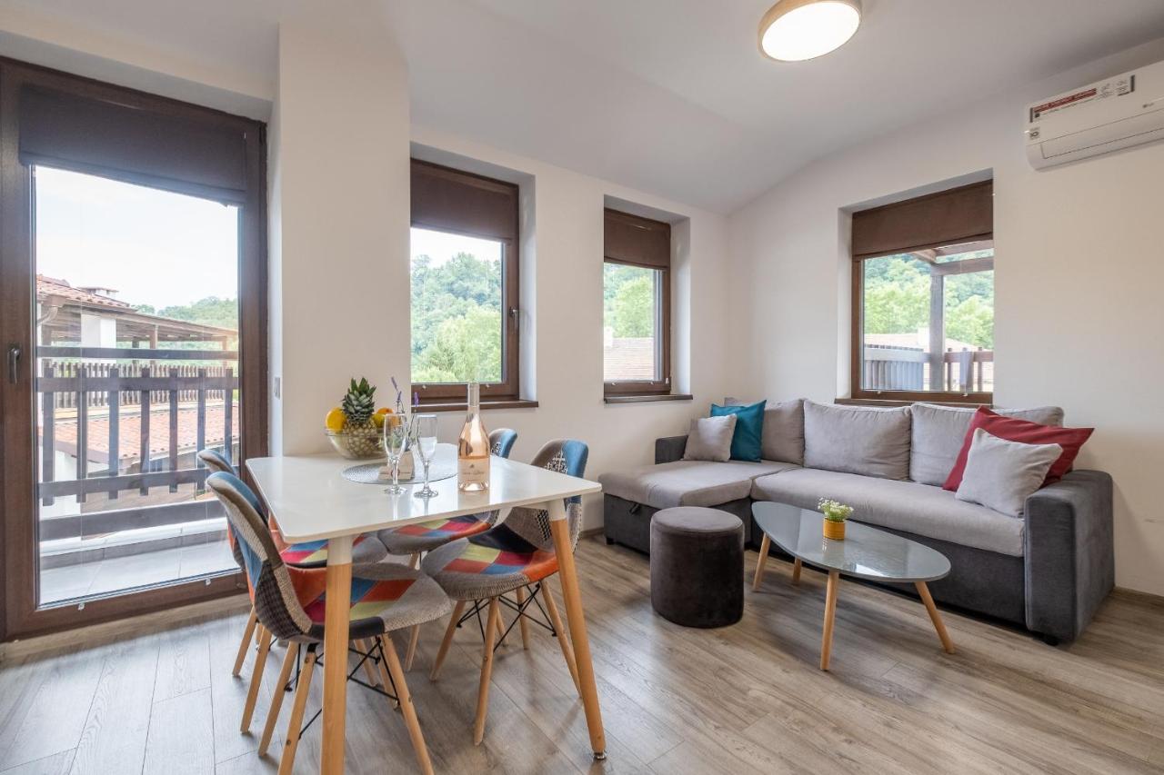 Tarnovgrad Apartments - Free Parking Veliko Turnovo Bagian luar foto