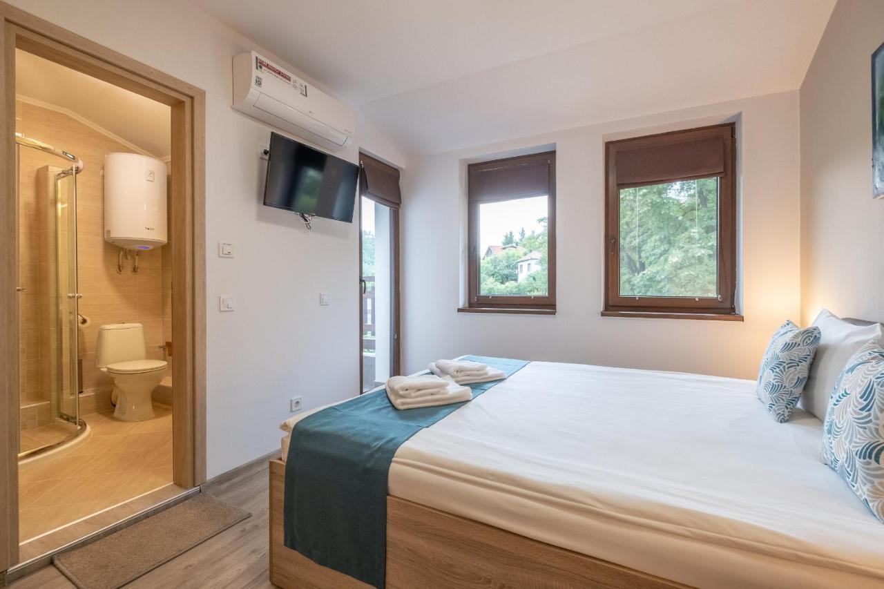Tarnovgrad Apartments - Free Parking Veliko Turnovo Bagian luar foto