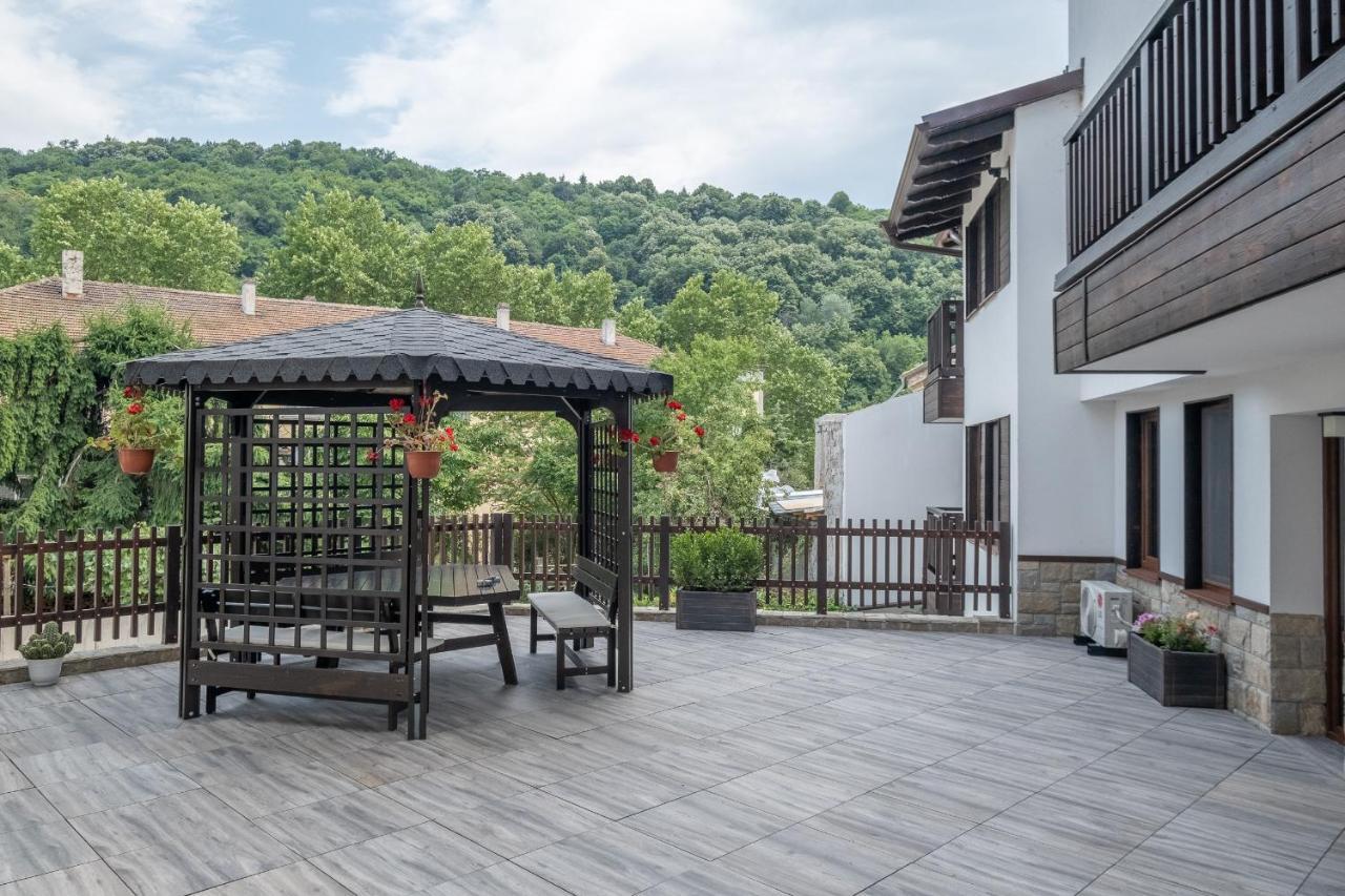 Tarnovgrad Apartments - Free Parking Veliko Turnovo Bagian luar foto