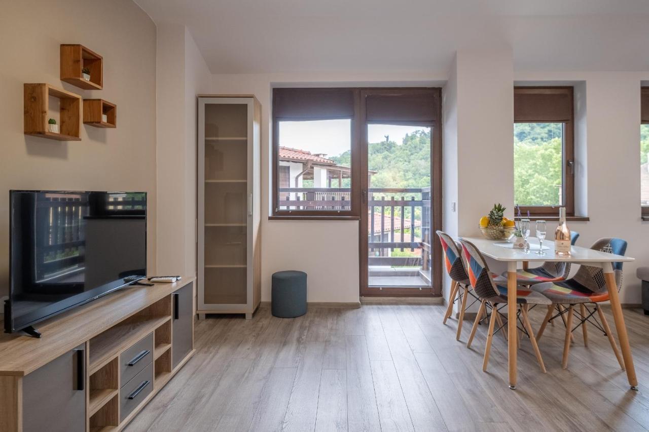 Tarnovgrad Apartments - Free Parking Veliko Turnovo Bagian luar foto